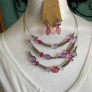 EUC Vintage Napier Faceted Acrylic/Silver Tone Necklace and Earrings Set